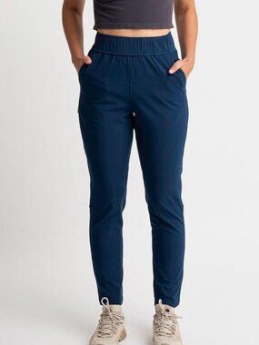 Alder Women's Open Air 28" Pants in Navy Blue Size Small